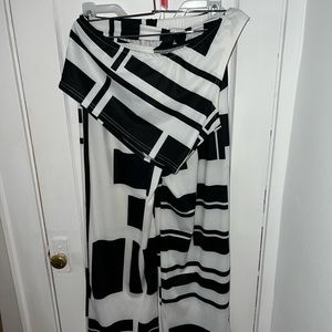 Two Piece One Sleeve Crop Top with Matching Pants